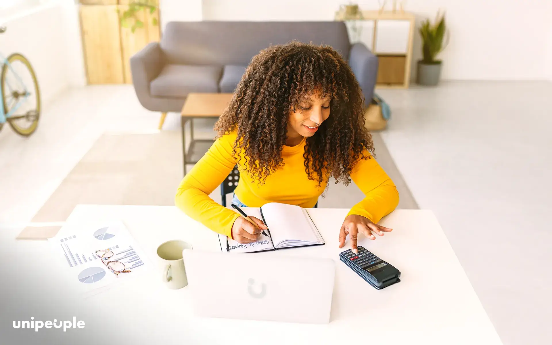 unipeople-solucoes-financeiras-habitos-poupanca-futuro-02